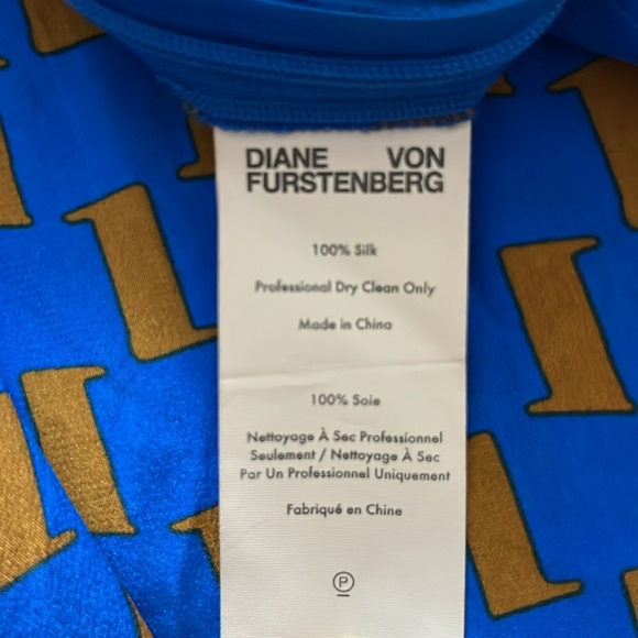 Diane Von Furstenberg 100% silk Blue and Orange Geometric Patterned Jumpsuit - Picture 10 of 10